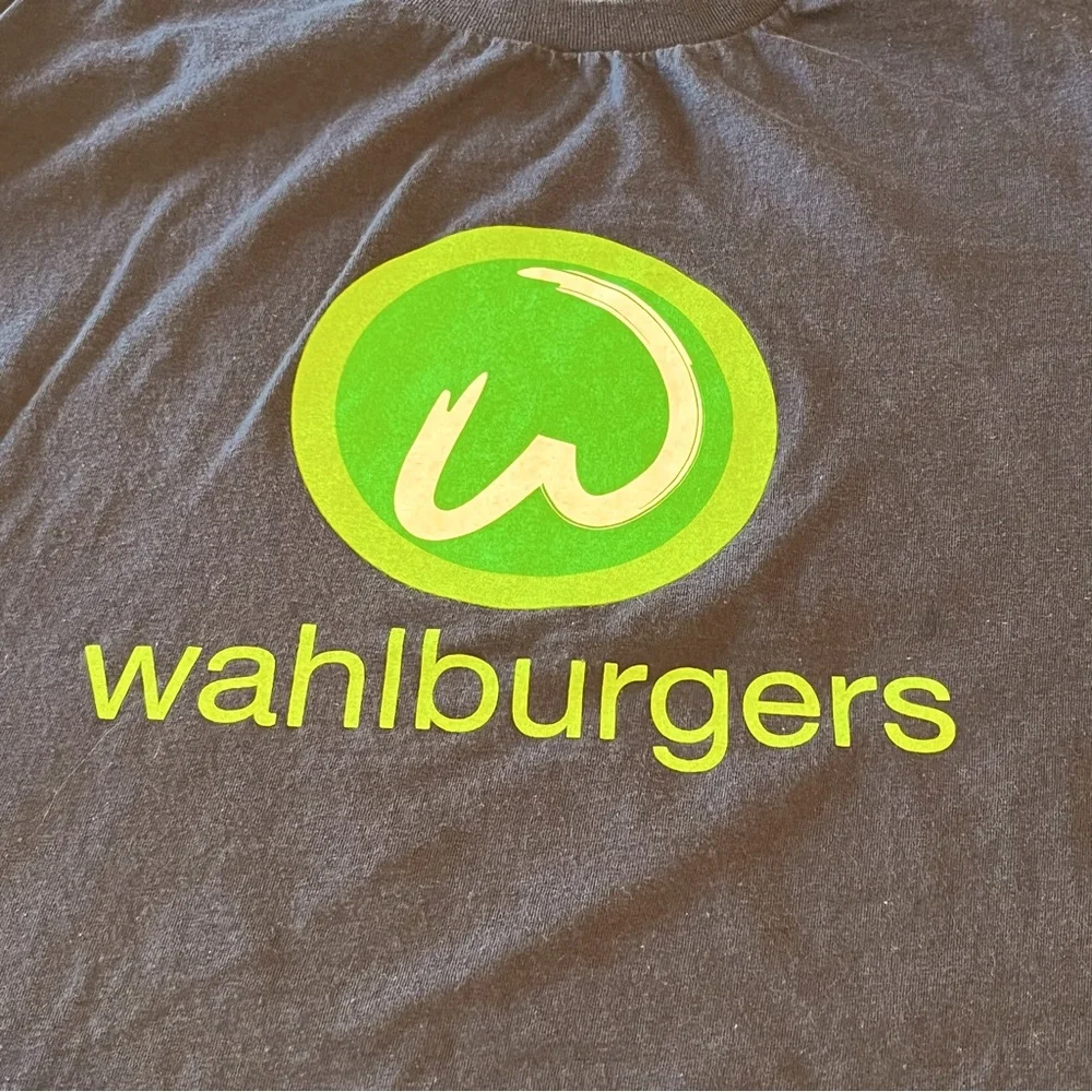 Wahlburgers Mens Size Medium Blue Shirt Our Family Our Story Our Burgers Reality